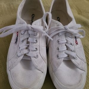 Superga ladies sz 6.5 European sz 37